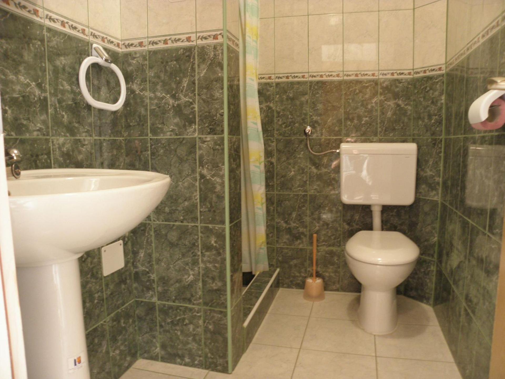 Apartments Tasa Lukovo Šugarje Екстериор снимка