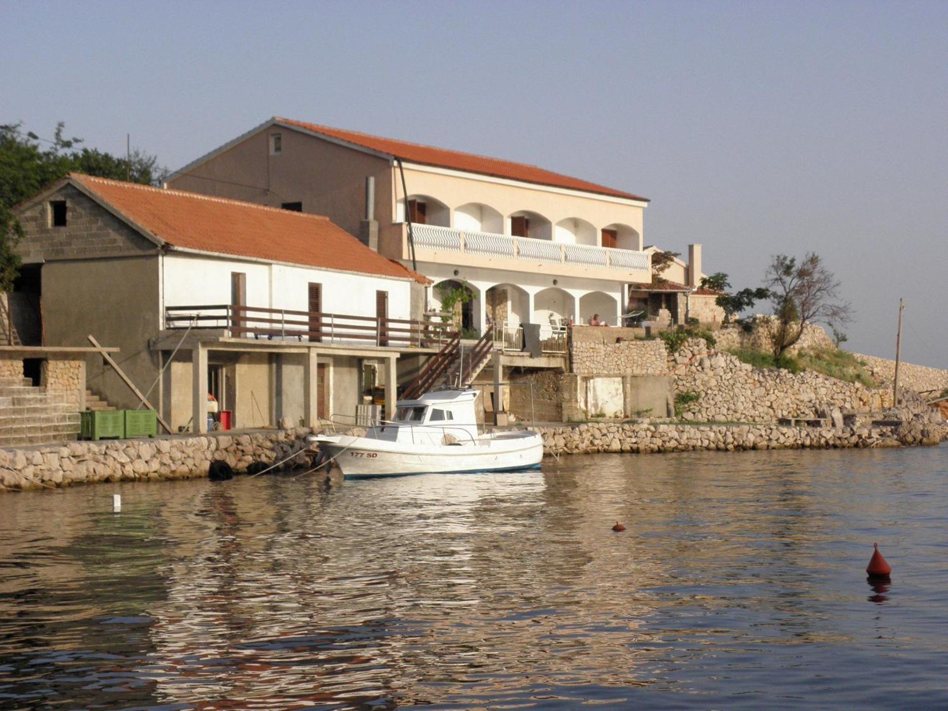 Apartments Tasa Lukovo Šugarje Екстериор снимка